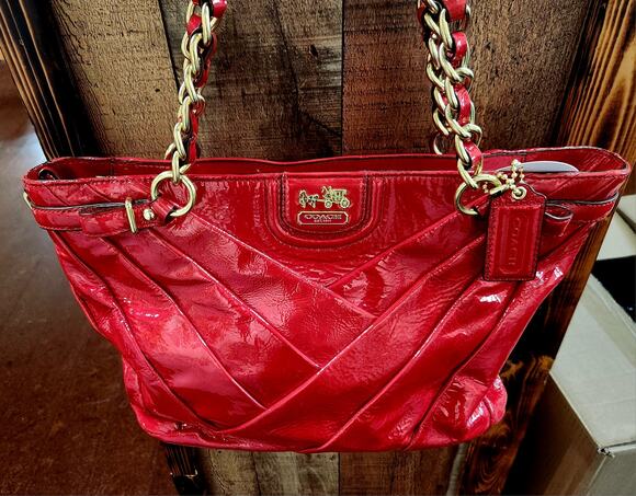 Coach Handbags - Coach Purse